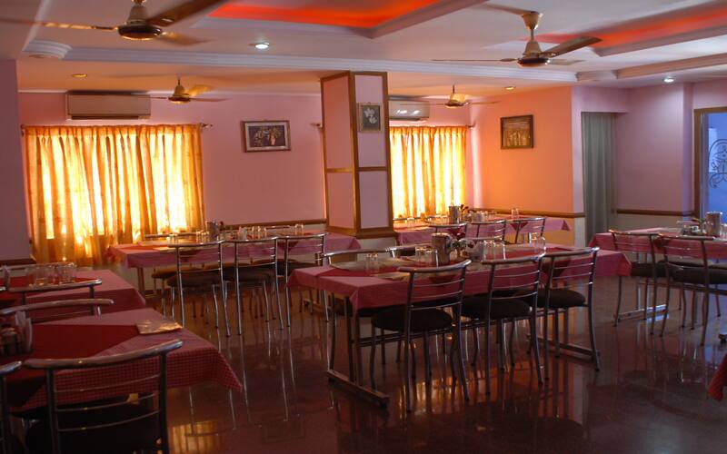 Dwaraka Lodge, Visakhapatnam 3